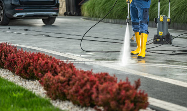 Pressure Washing Brick in Huntington, TX